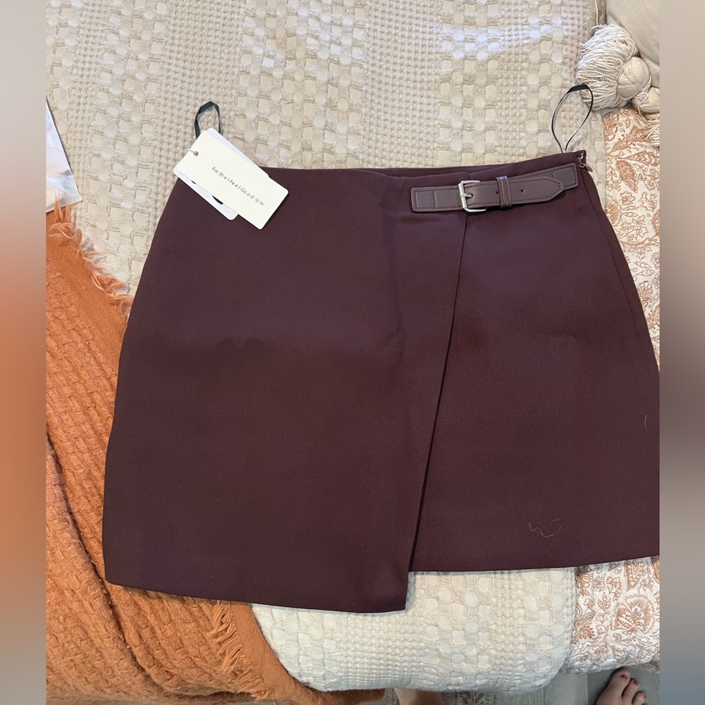 Commense skirt never worn